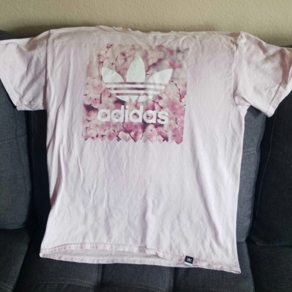 Men's Adidas t-shirt